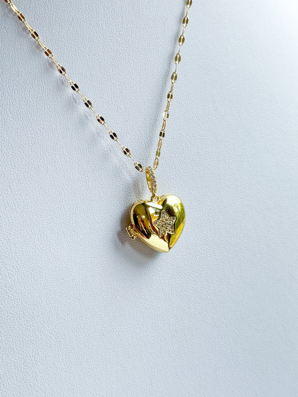 The Starstruck Heart Locket